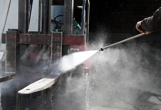 Best Factory Floor Cleaning  in Lincolndale, NY